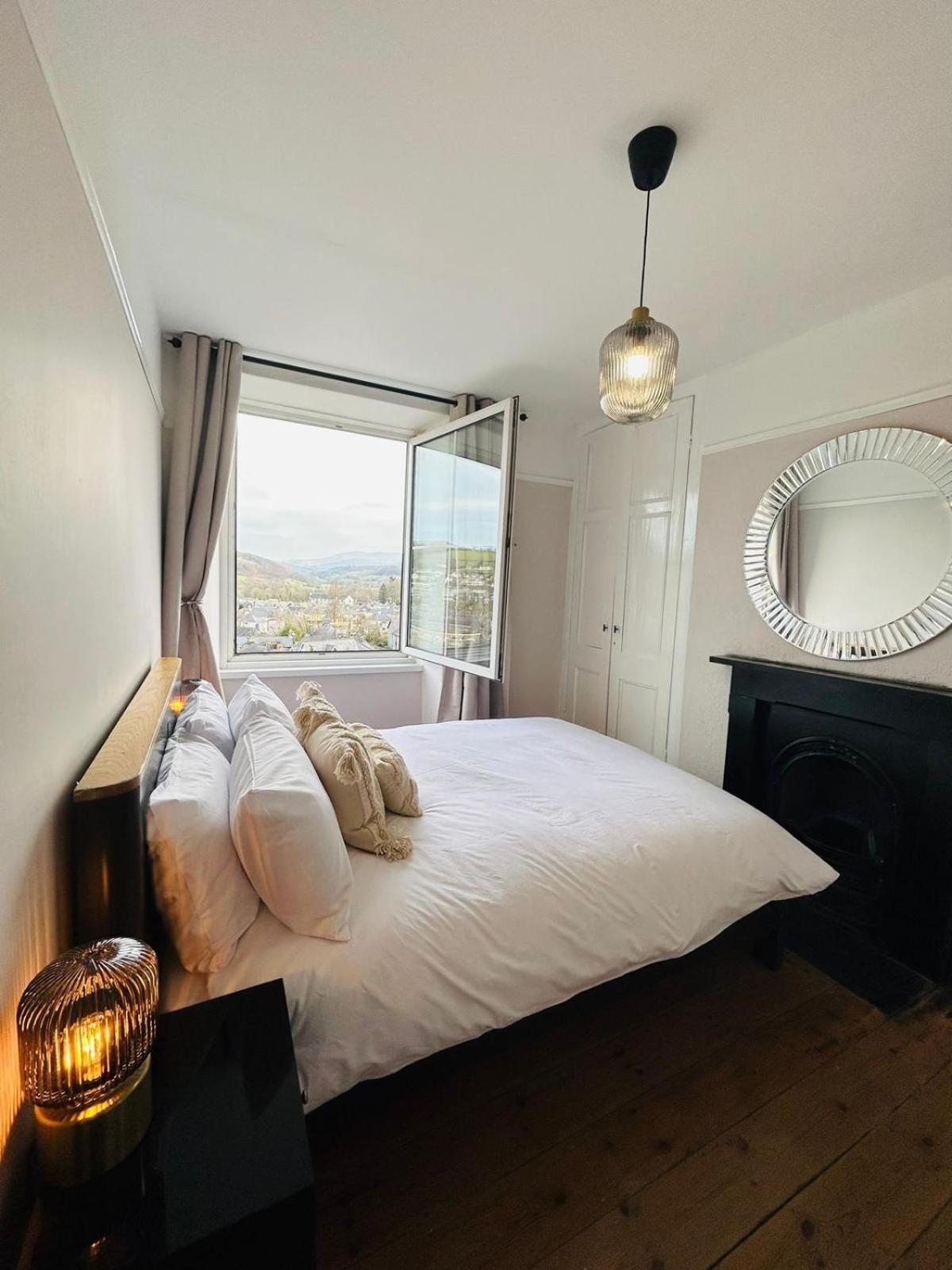 Dolgellau Grand Heights Apt Екстериор снимка